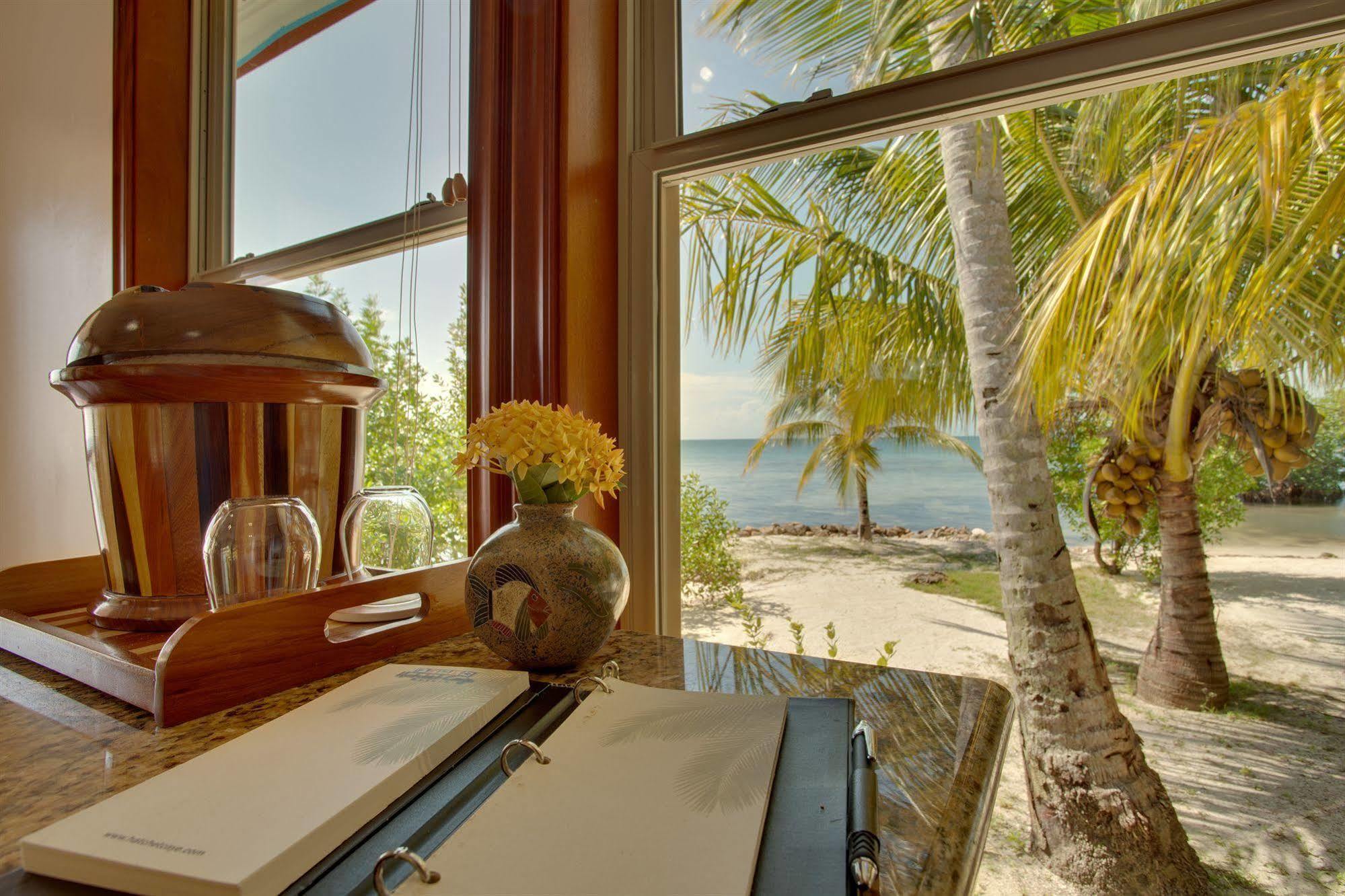 Hatchet Caye Island Resort (Adults Only) Placencia 외부 사진