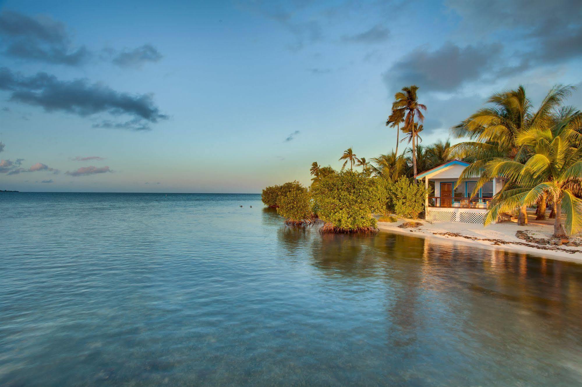 Hatchet Caye Island Resort (Adults Only) Placencia 외부 사진